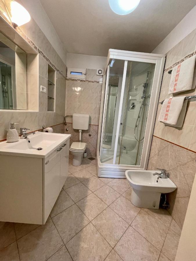 Apartments Matacin With Sea View Опатія Екстер'єр фото