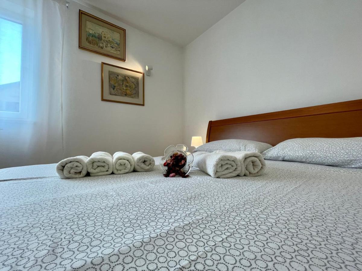 Apartments Matacin With Sea View Опатія Екстер'єр фото