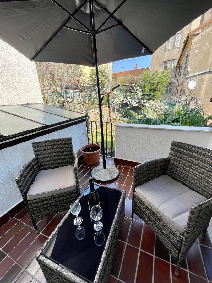 Apartments Matacin With Sea View Опатія Екстер'єр фото