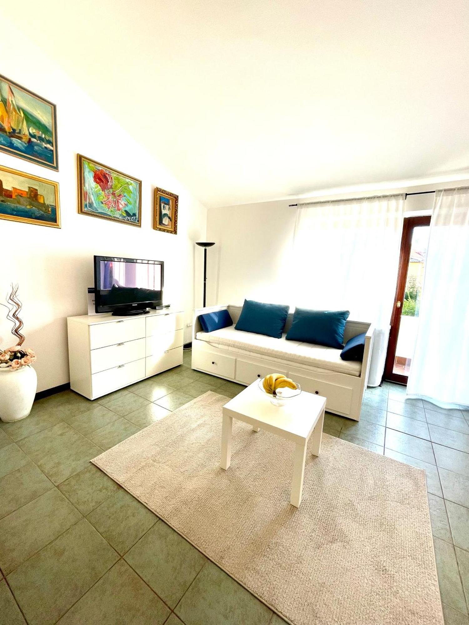 Apartments Matacin With Sea View Опатія Номер фото